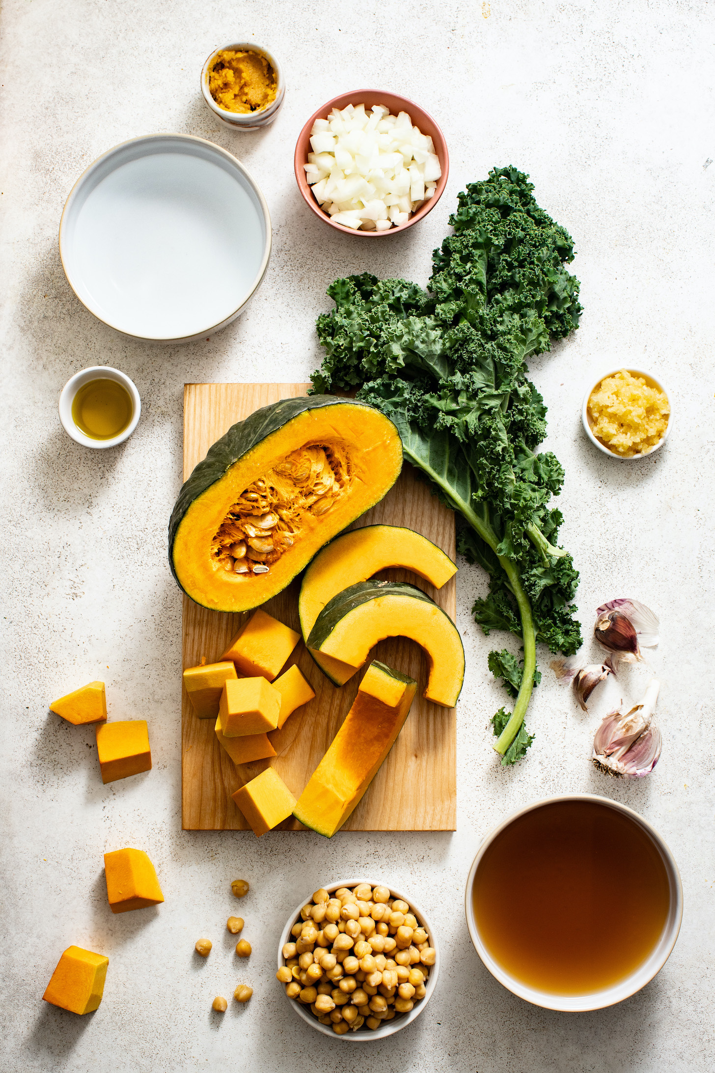 Chickpeas, vegetable broth, garlic, onions, kale, kabocha squash, water, oil, and miso paste